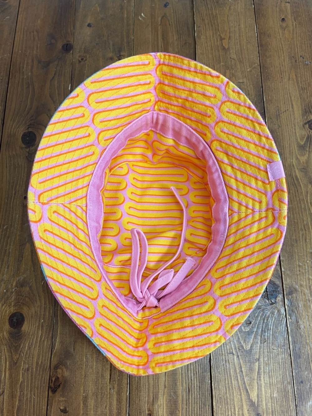 Drunk elephant Womens bucket hat bright colorful design - Picture 4 of 6